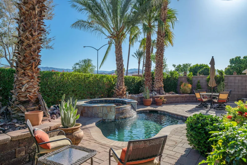 78232 Vinewood, Palm Desert, CA 92211