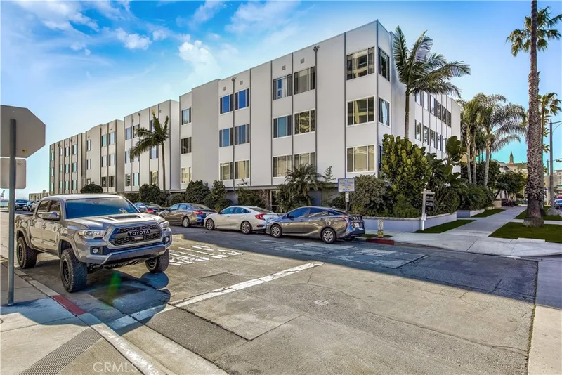 1250 Ocean #303, Long Beach, CA 90802