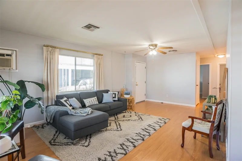 2280 Valley Parkway #Sp 95, Escondido, CA 92027