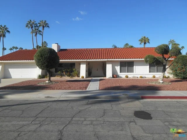 2294 Conchita, Palm Springs, CA 92264