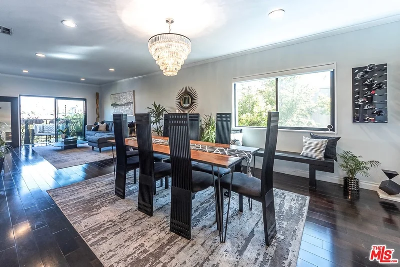 1045 Kings #310, West Hollywood, CA 90069