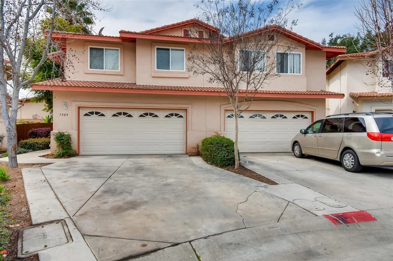 7909 Winter View Ct, El Cajon, CA 92021