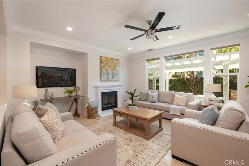 56 Snowdrop Tree, Irvine, CA 92606