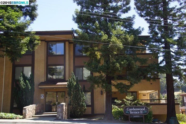 26953 Hayward Blvd 205, Hayward, CA 94542