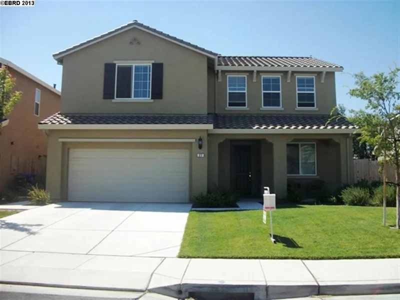 27 Mandrake Ct, Oakley, CA 94561