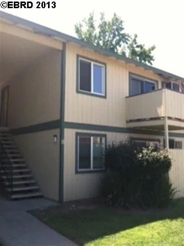 1133 Meadow Ln #106, Concord, CA 94520-3784