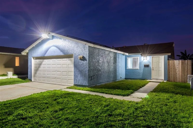 875 Osage St, San Diego, CA 92114