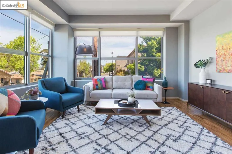 1001 46th St #222, Emeryville, CA 94608