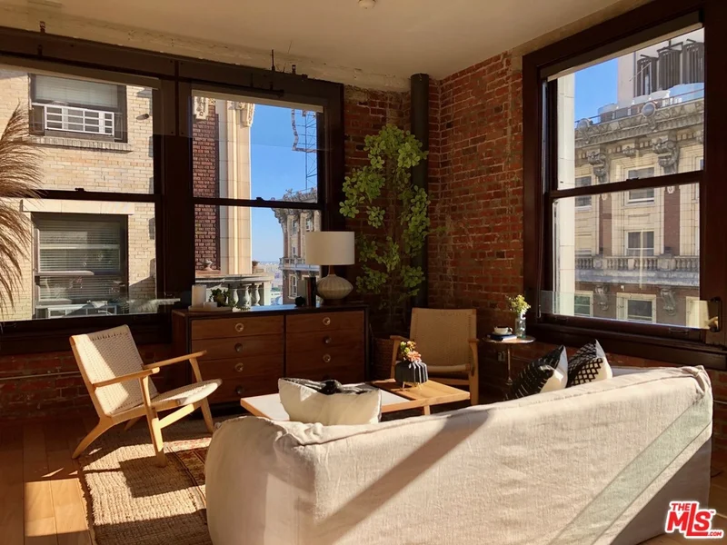 460 Spring #1111, Los Angeles, CA 90013