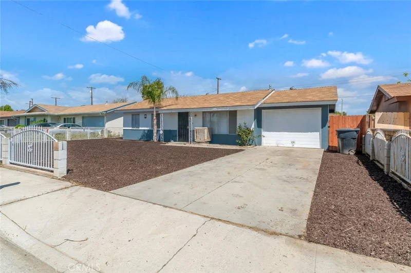 1178 Gilbert, Hemet, CA 92543