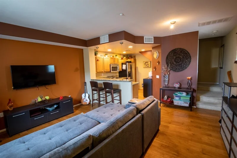 7705 El Cajon Blvd #7, La Mesa, CA 91942