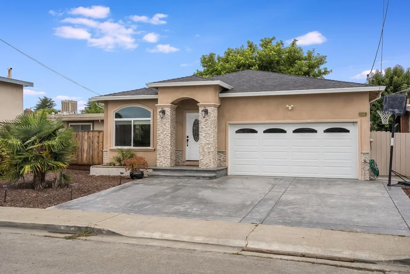 43218 Charleston, Fremont, CA 94538