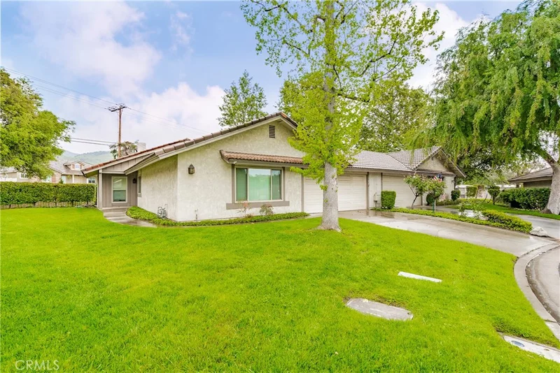 104 Oak Forest, Glendora, CA 91741