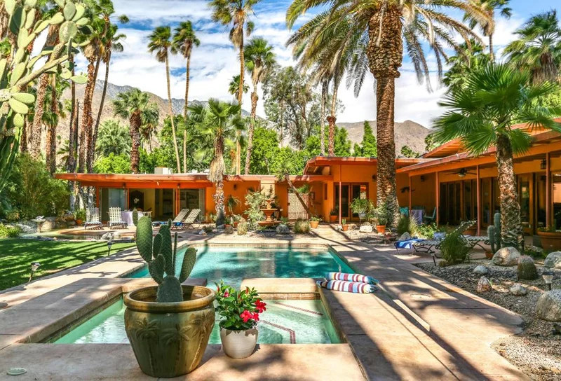 421 Mariscal, Palm Springs, CA 92262