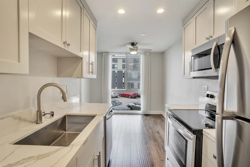 4627 Ocean Blvd #215, San Diego, CA 92109