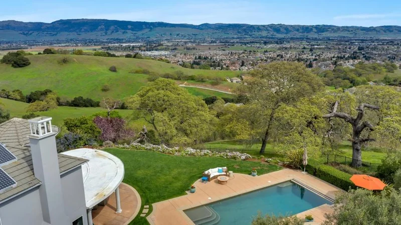 2305 Olea, Gilroy, CA 95020