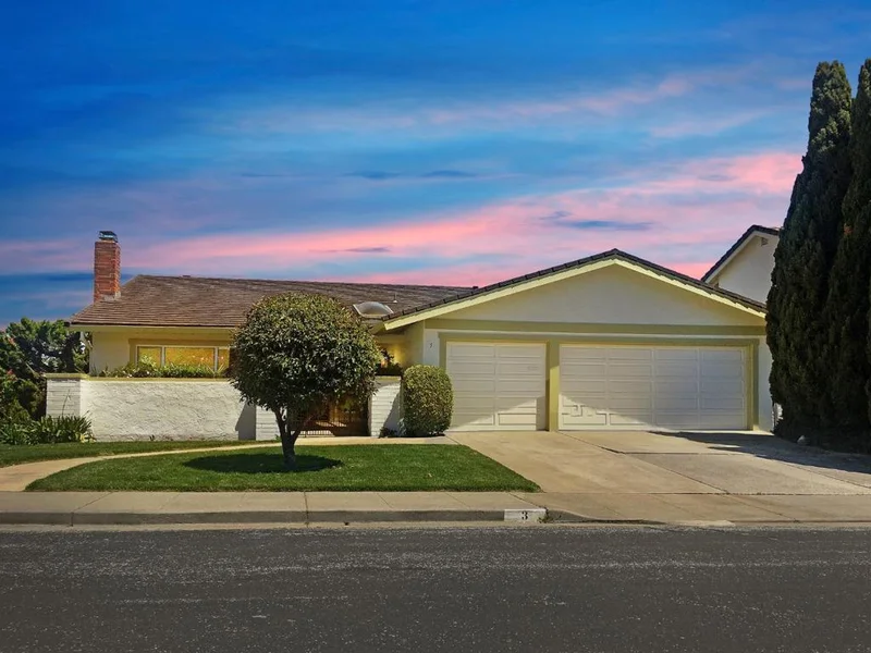 3 Condon, San Mateo, CA 94403