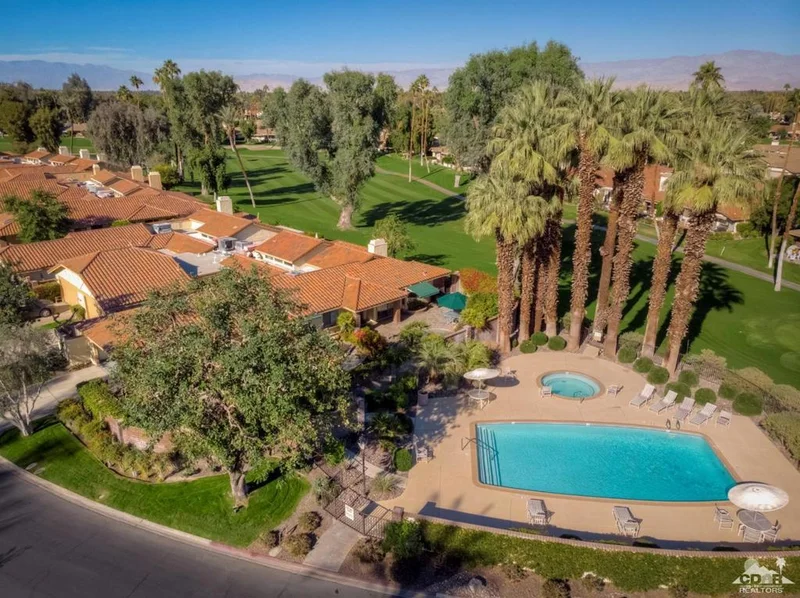188 Gran Via, Palm Desert, CA 92260