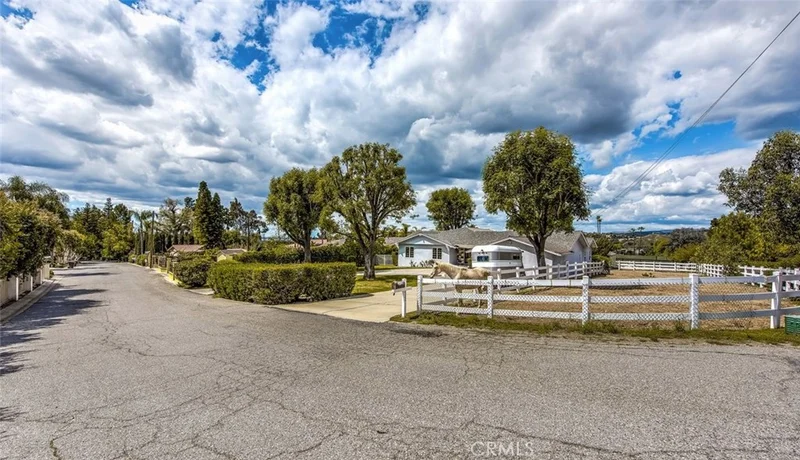 7695 Silver Dollar, Anaheim Hills, CA 92808