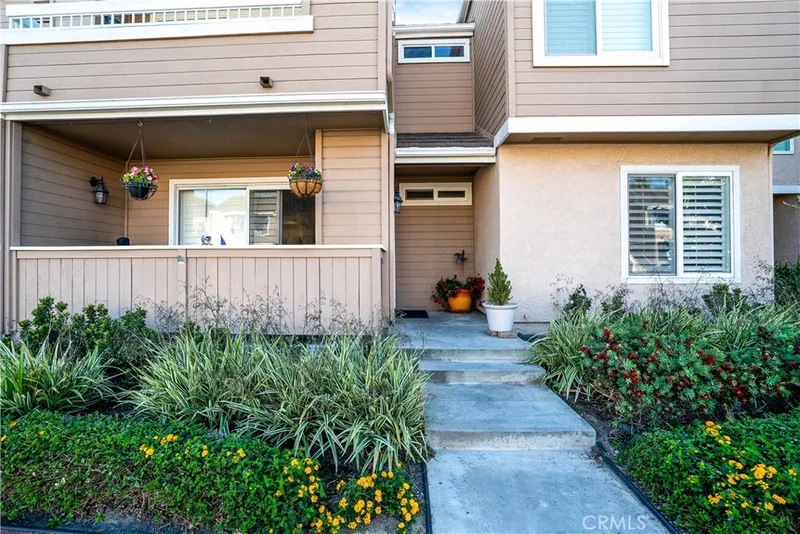 10411 Briar Oaks #B, Stanton, CA 90680