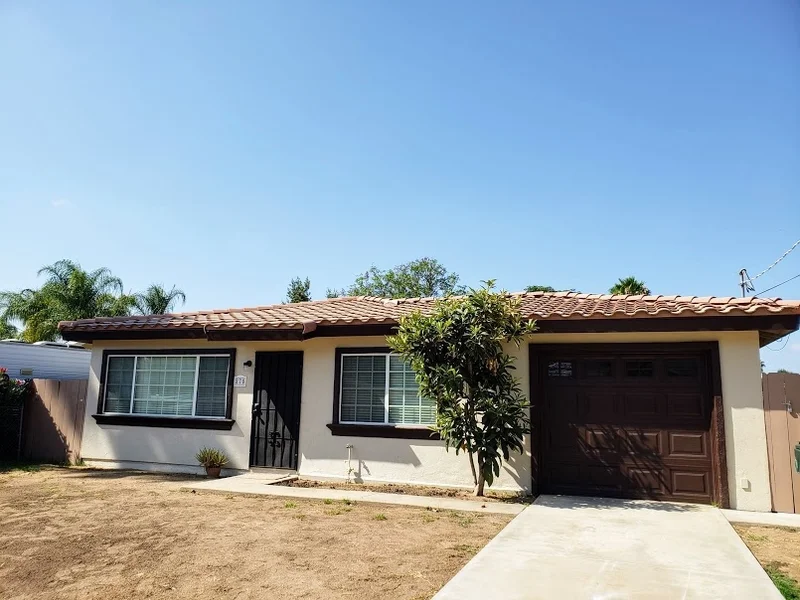 870 Banock St, Spring Valley, CA 91977