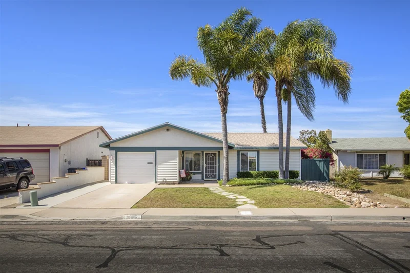 7764 Batavia, San Diego, CA 92126