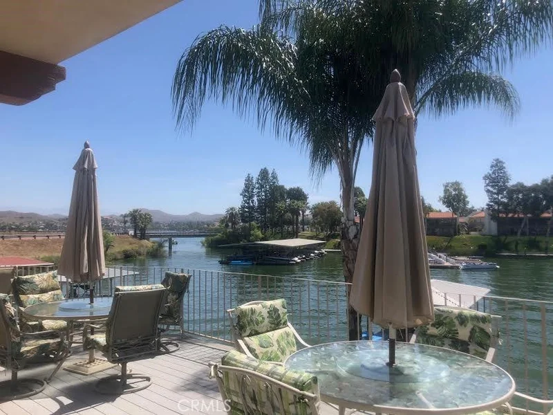 30098 Red Barn, Canyon Lake, CA 92587