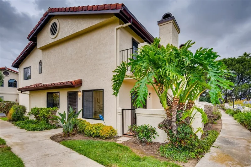 4245 Porte De Merano #113, San Diego, CA 92122
