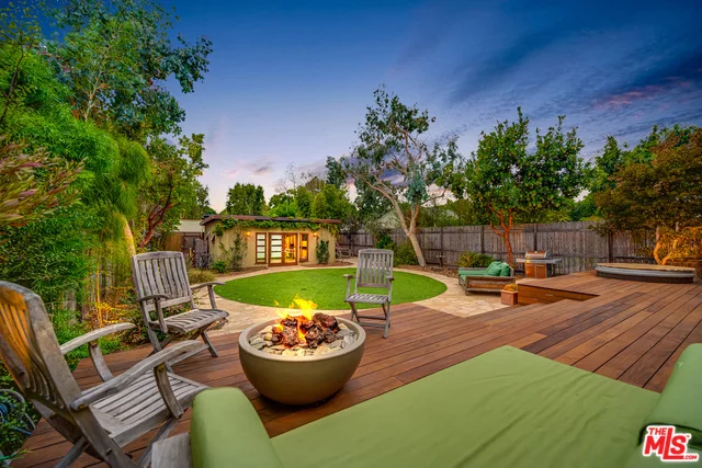 1034 Harvard, Santa Monica, CA 90403