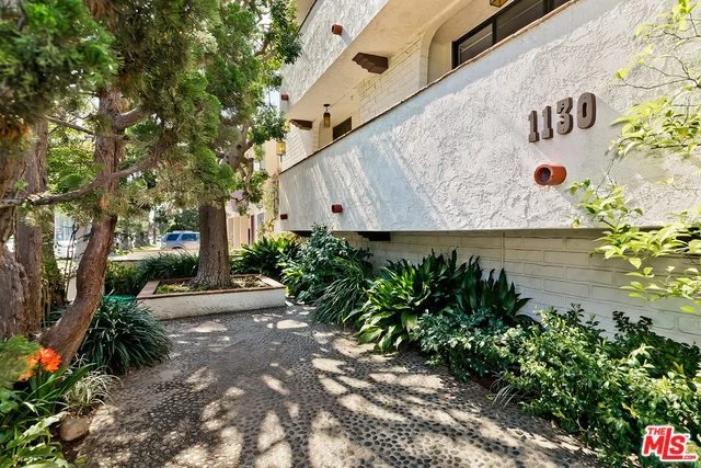 1130 9th #9, Santa Monica, CA 90403