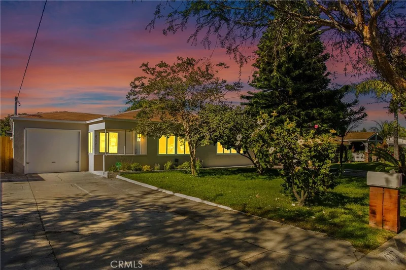 2717 Huckleberry, Santa Ana, CA 92706