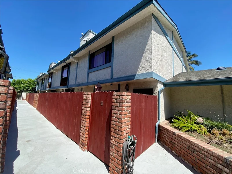 4229 Rosecrans #13, Hawthorne, CA 90250