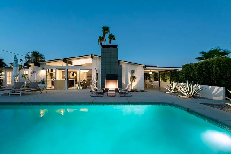 2311 Avenida Caballeros, Palm Springs, CA 92262