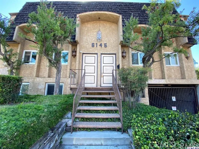 6145 Whitsett #3, North Hollywood, CA 91606