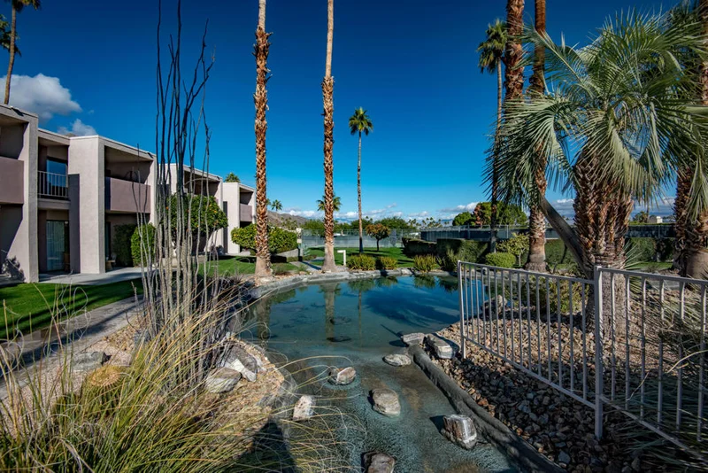 2696 Sierra Madre #A7, Palm Springs, CA 92264