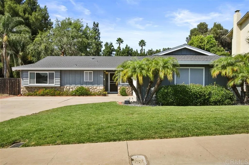9130 Golondrina Dr, La Mesa, CA 91941