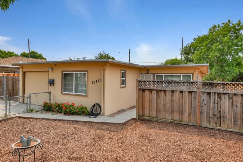 10325 Murtha, San Jose, CA 95127