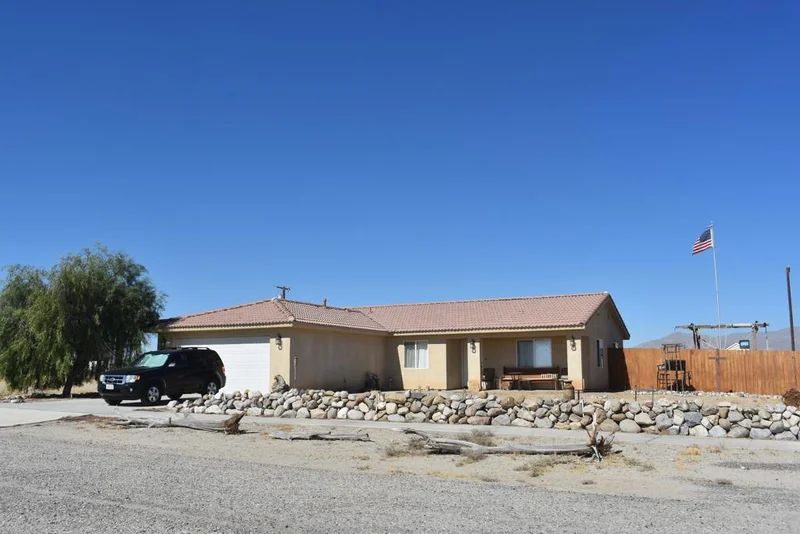 2695 Balsa Ave, Thermal, CA 92274
