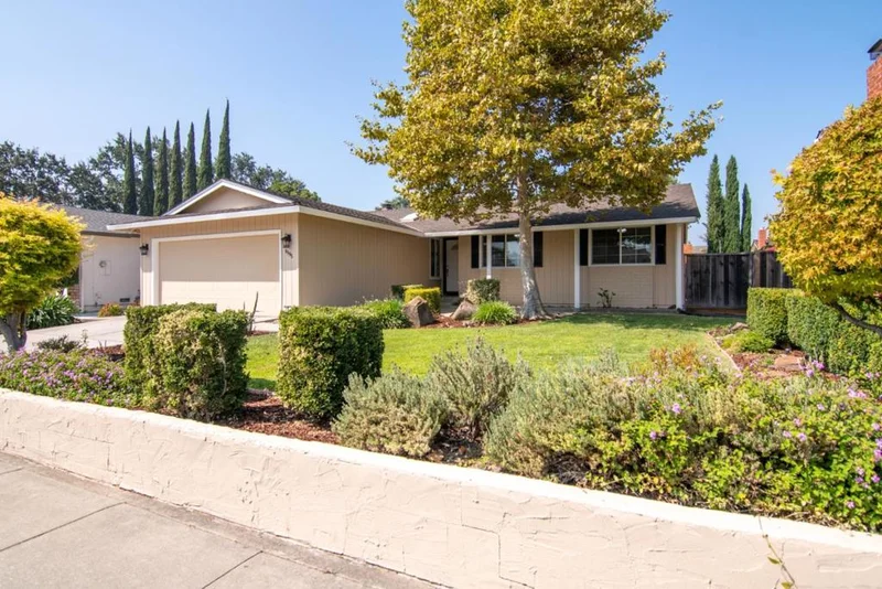 6195 Springer, San Jose, CA 95123