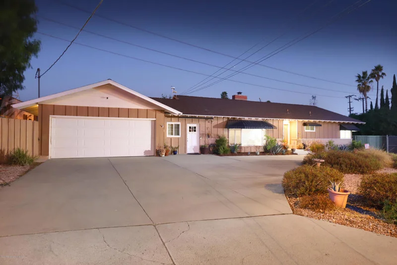 11234 Wheatland, Sylmar, CA 91342