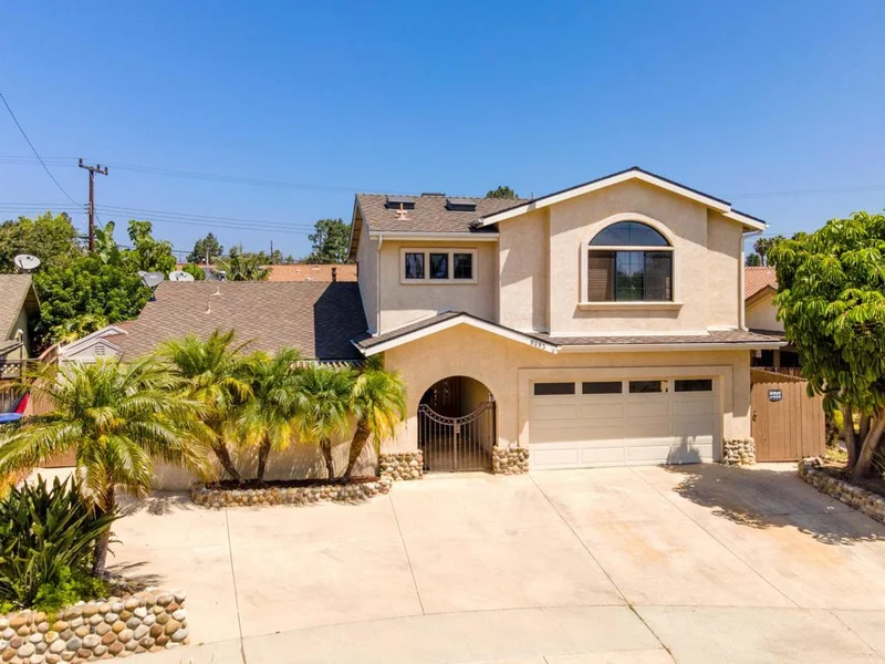9093 Wolverton, Ventura, CA 93004