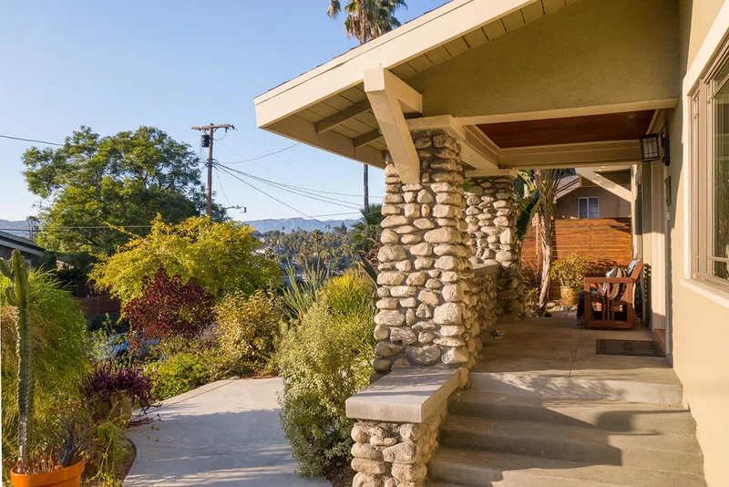 1128 Coronado, Los Angeles, CA 90026
