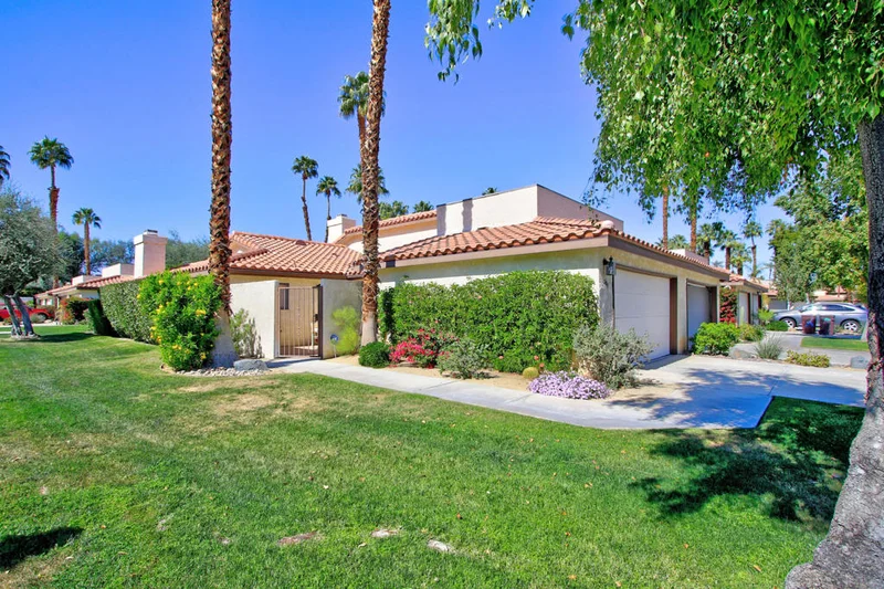 301 Lakewood, Palm Desert, CA 92260