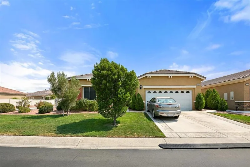 10331 Wilmington, Apple Valley, CA 92308