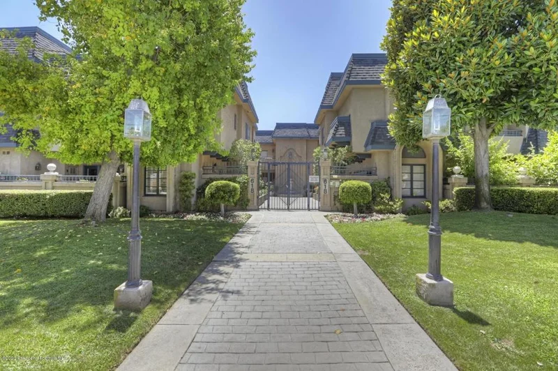 618 Fairview #227, Arcadia, CA 91007