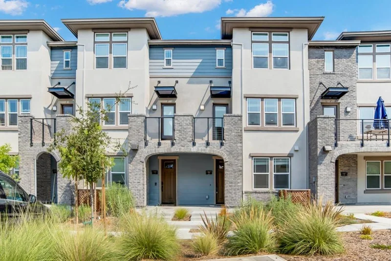 561 San Pasqual #2, Sunnyvale, CA 94085