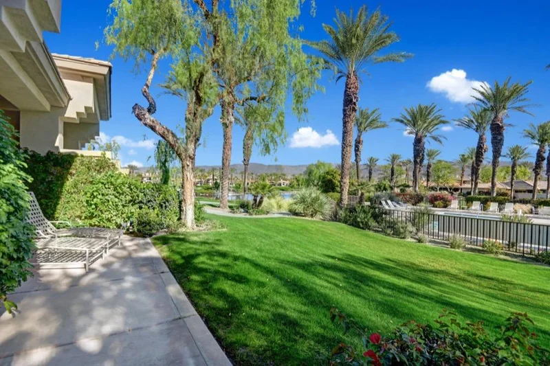 302 Desert Holly, Palm Desert, CA 92211