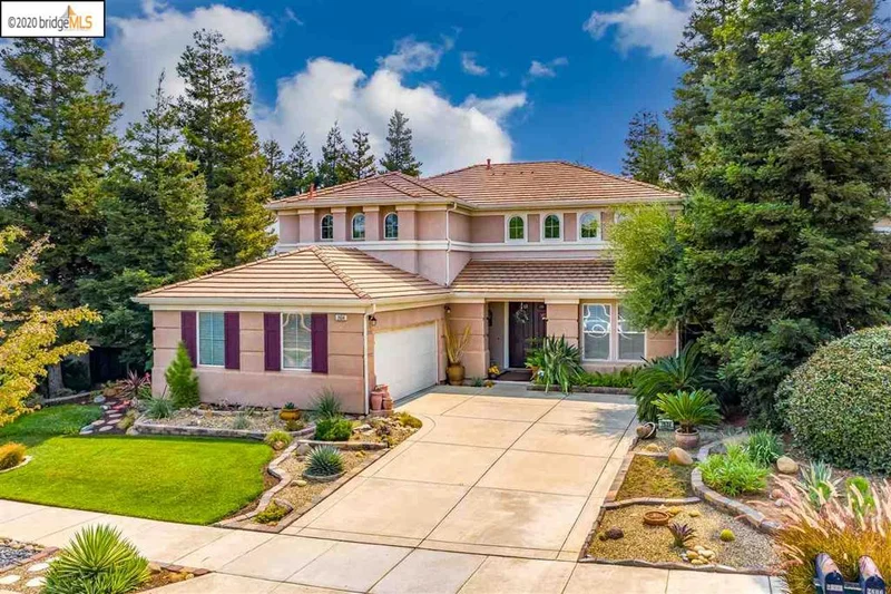 2604 St Andrews Dr, Brentwood, CA 94513