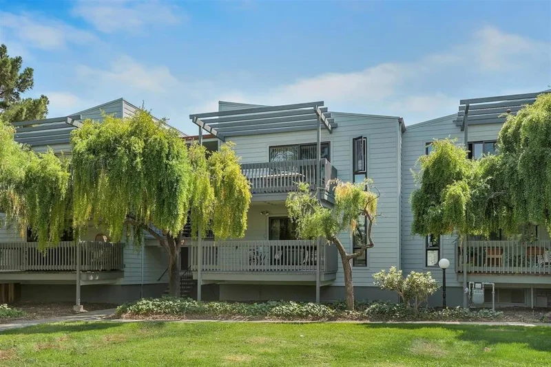 4238 George #1, San Mateo, CA 94403