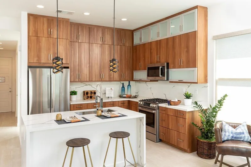 2705 Majestic Way, Palm Springs, CA 92262
